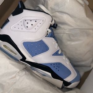 Jordan 6 unc